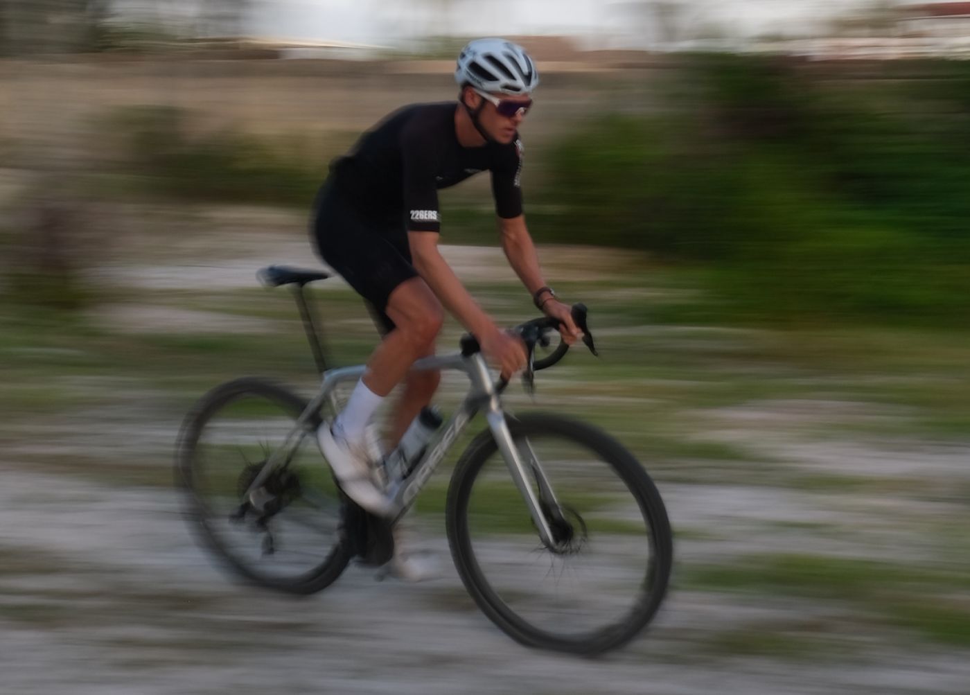 Lawrence Naesen riding